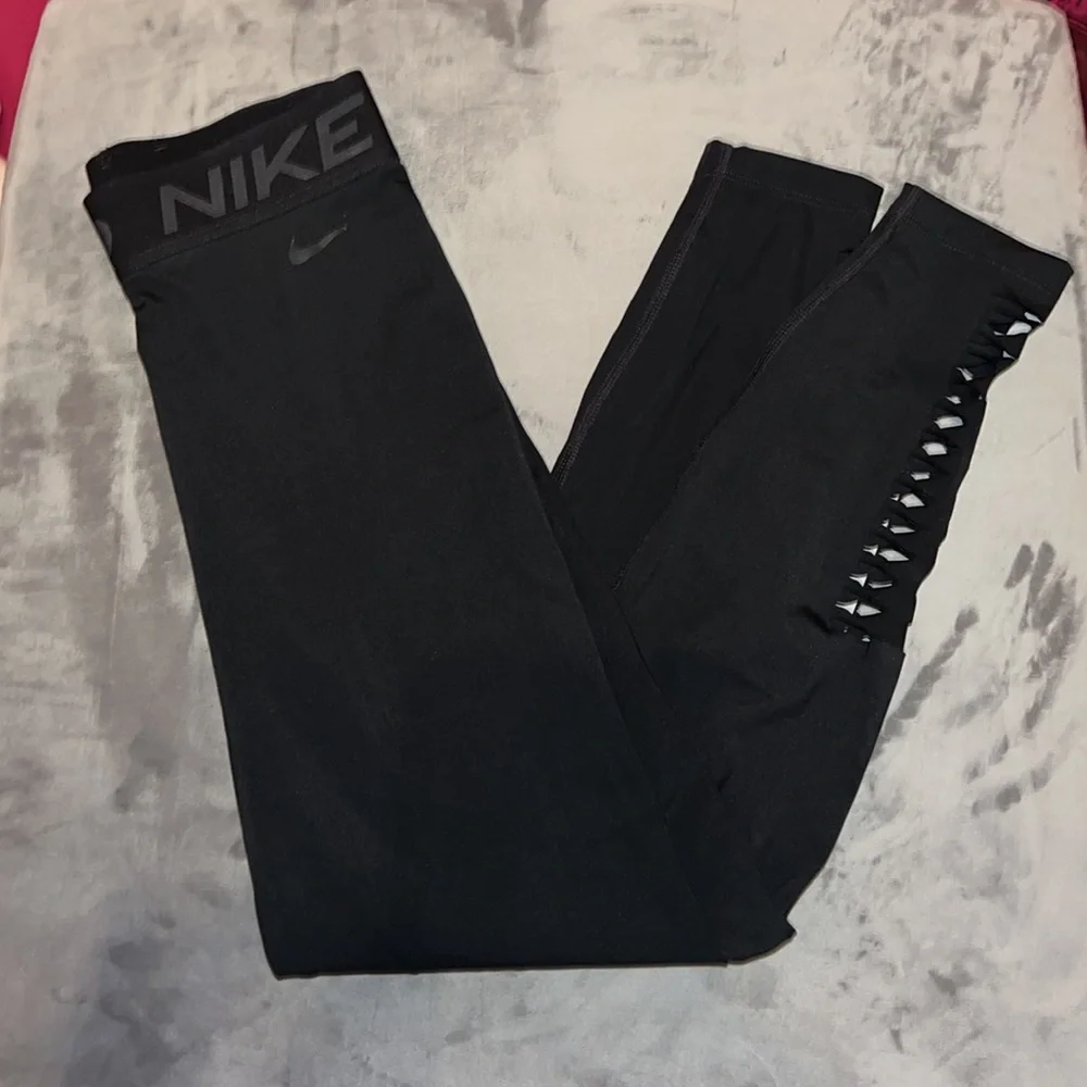 Nike Pro High Waist Leggings - Picture 4 of 7